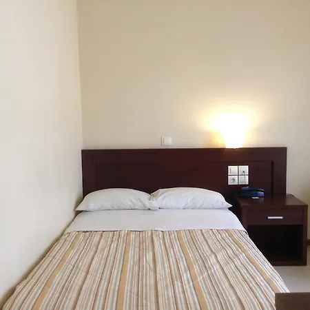 Electra Hotel 3*