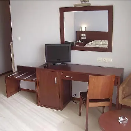 Electra Hotel