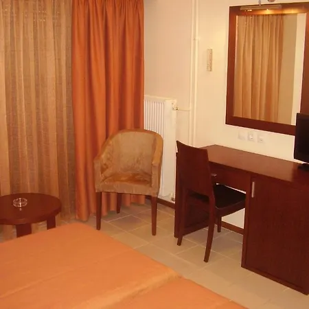 Electra Hotel 3*