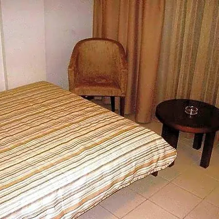Electra Hotel 3*